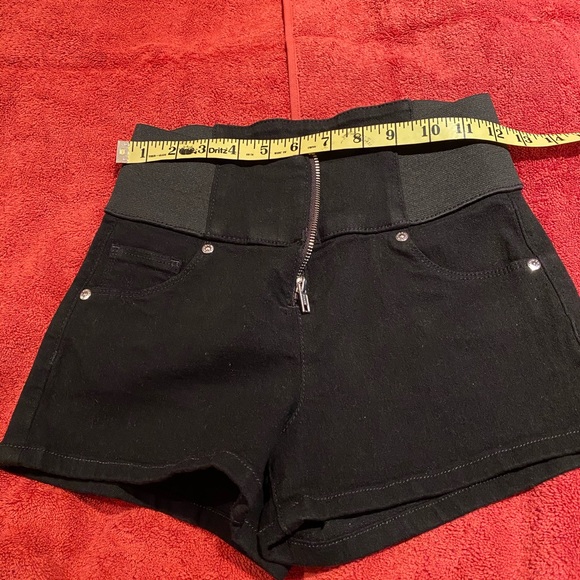 G by Guess Kristen High Waist shorts Black XS NWT - Picture 4 of 6